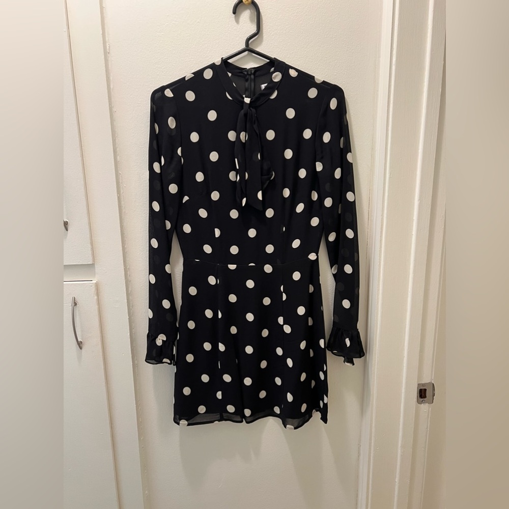 Mini long-sleeved polka dot dress